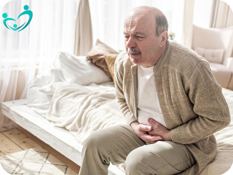 چه عواملی باعث بروز بیماری‌های التهابی روده در سالمندان می‌شوند؟
