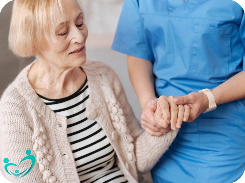 اهميت و نقش پرستار سالمند در پيشگيری و درمان اسهال در سالمندان چيست؟